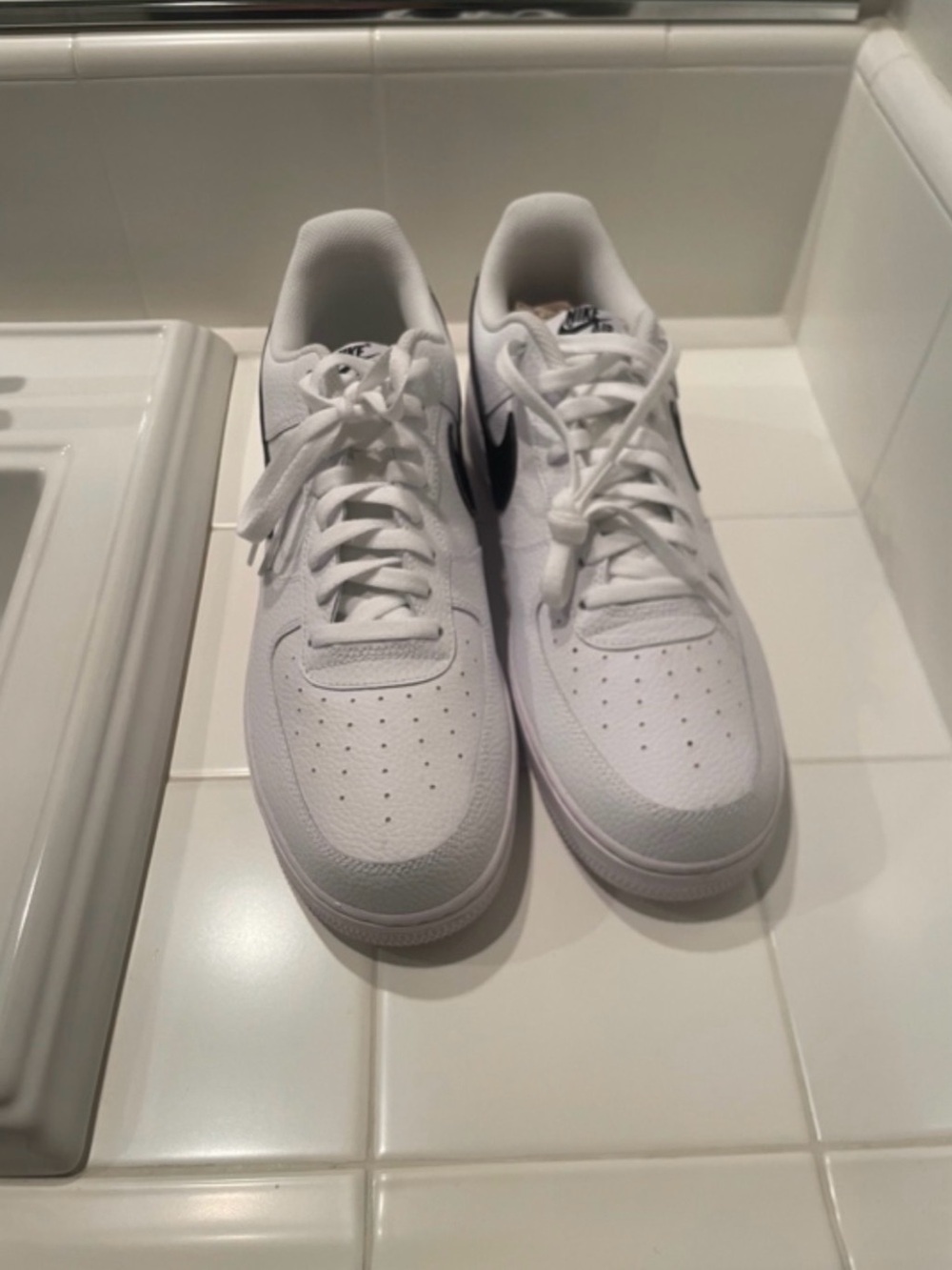 Nike Men’s Air Force 1 Sneakers - 07 White Black